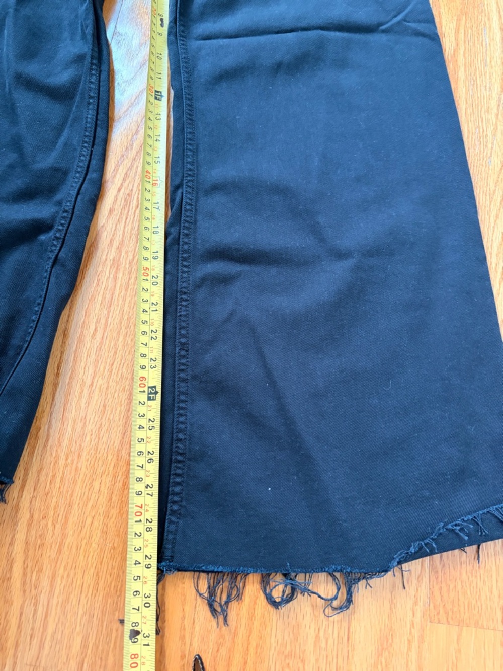 Zara Black Wide-Leg Frayed Hem Jeans - Picture 7 of 8